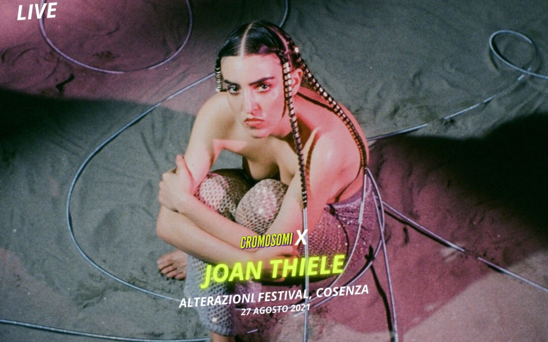 L’opera teatrale di Joan Thiele riempie il palco di Alterazioni Festival