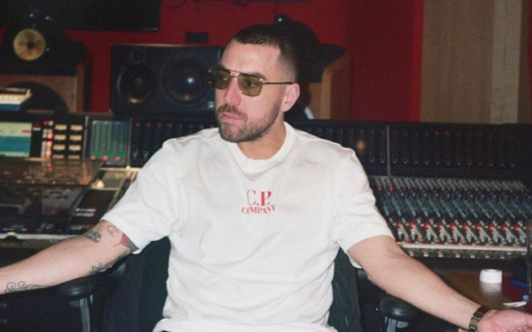 Coez lancia una polemica sulla musica attuale