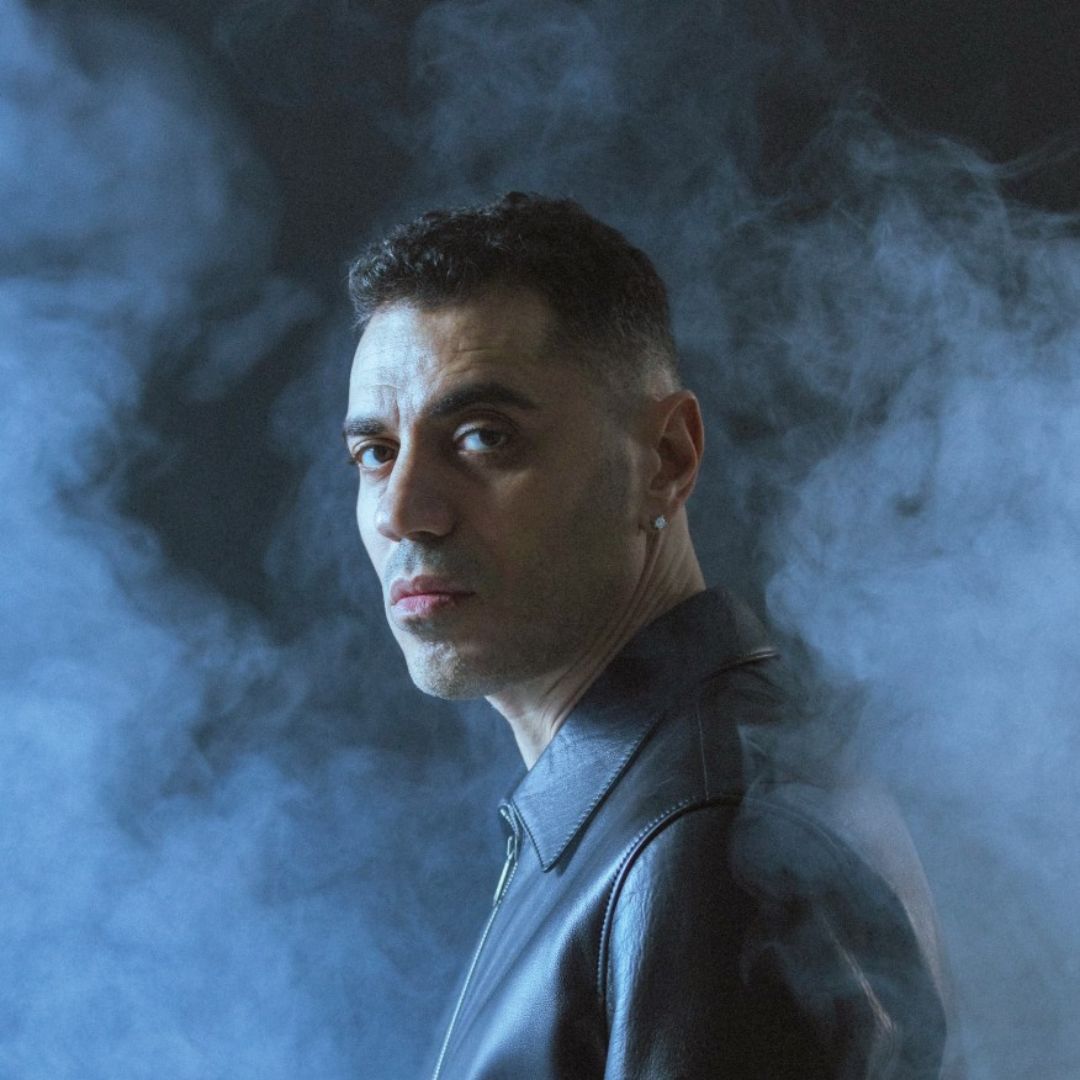 “È finita la pace” un anno dopo: la profezia di Marracash è ancora reale