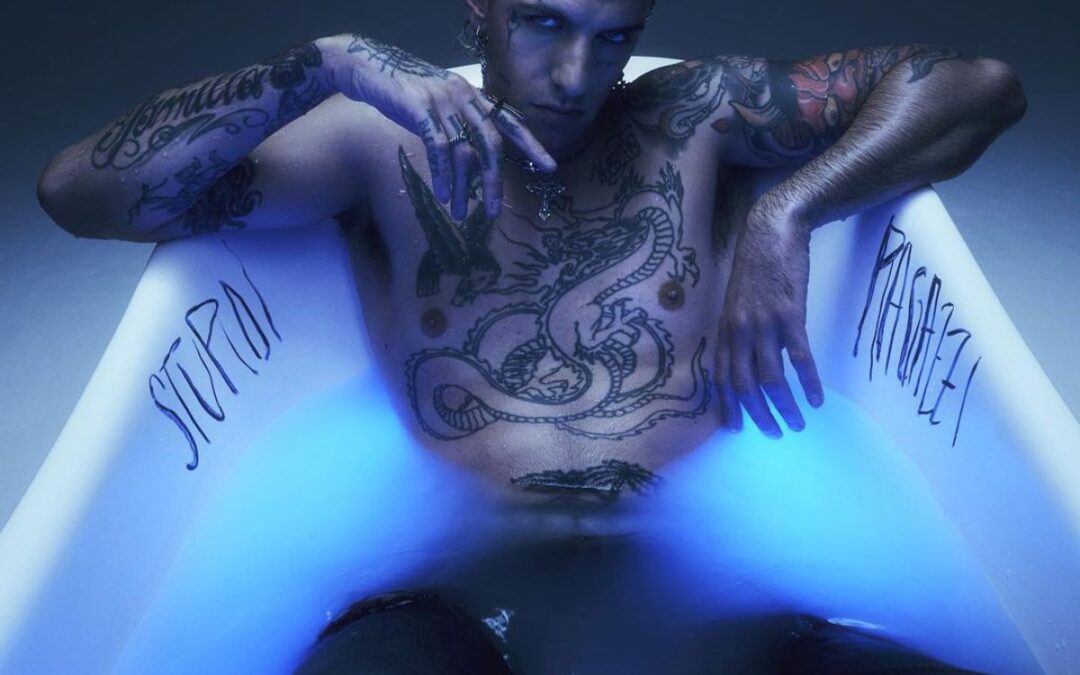 Stupidi ragazzi di Achille Lauro: un amore rischioso e travolgente