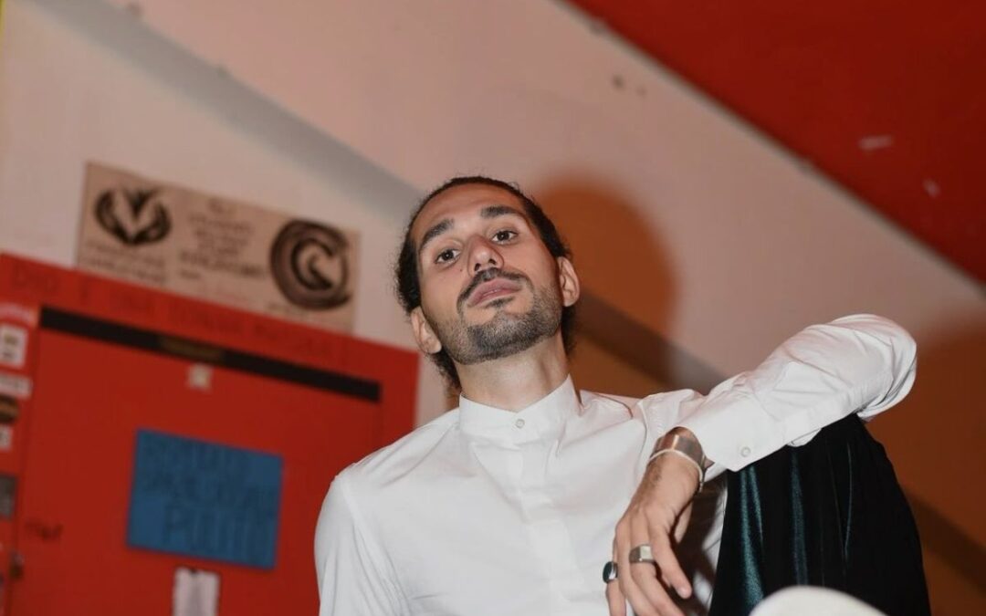 NICALI e la capacità che ha di trascinarci in un mondo tutto suo