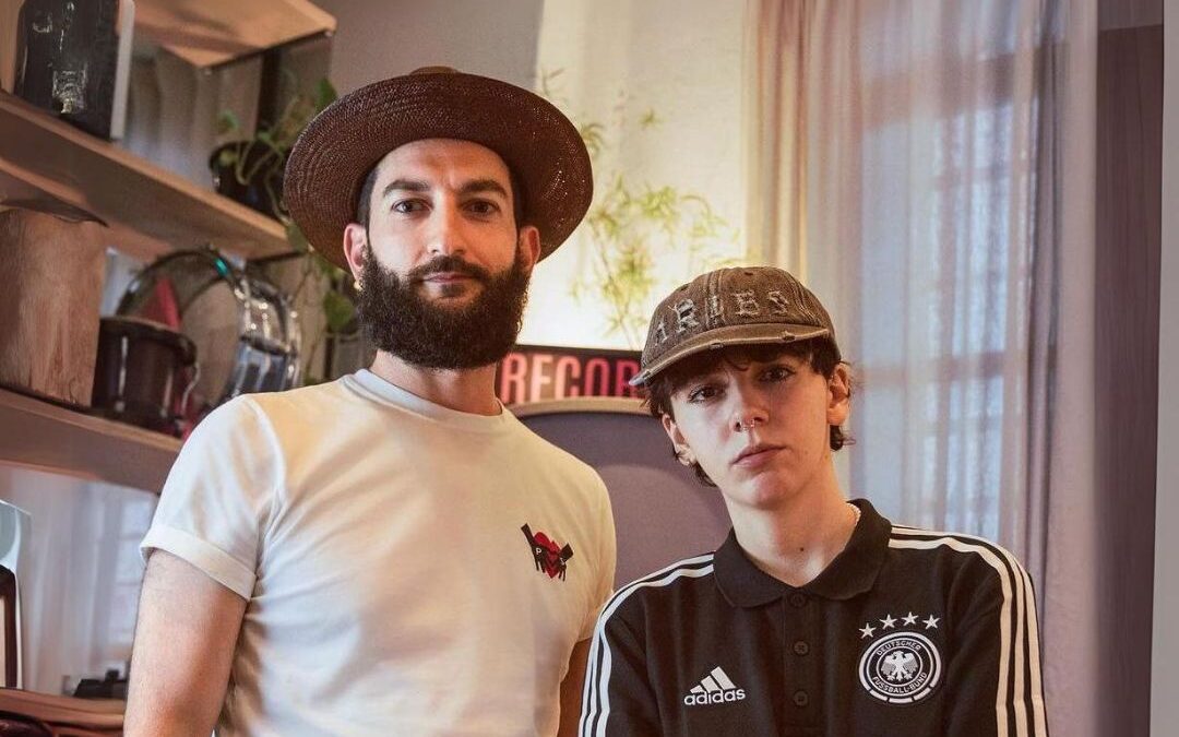 La nuova versione di “Meccanismi”, Vasco Brondi ft. Ariete
