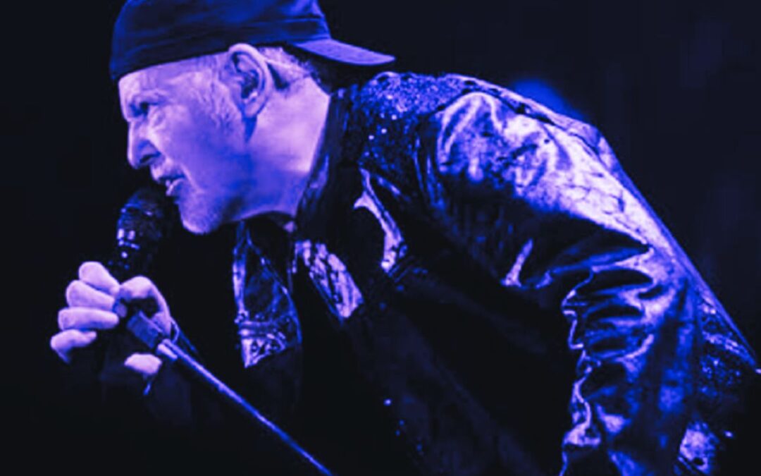 Vasco Rossi all’Olimpico: 120.000 voci, una bandiera della pace e il rock che (ancora) scuote le coscienze