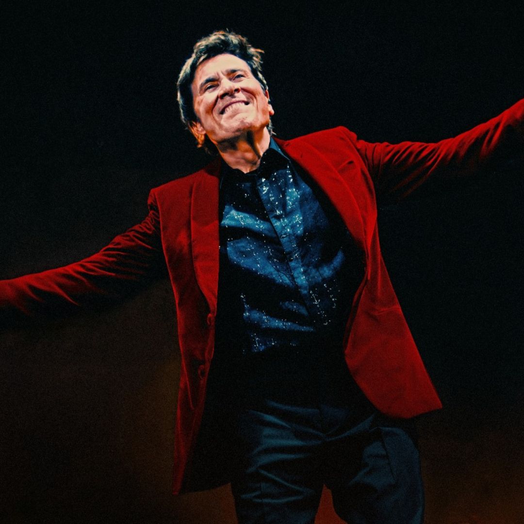 Gianni Morandi celebra sessant’anni di musica con il “C’ERA UN RAGAZZO TOUR 2026”