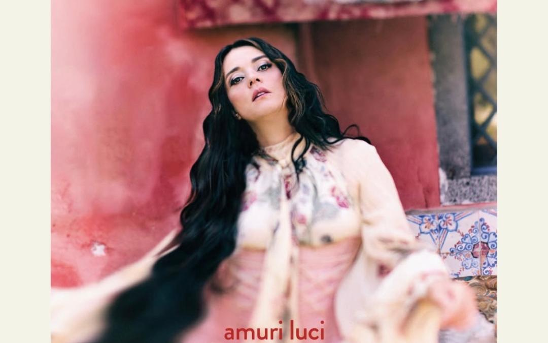 Carmen Consoli con “Amuri Luci” inizia la trilogia che racconta le sue tre anime