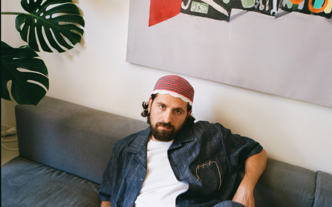 “Amor proprio” di Frah Quintale: un invito a stare con sé stessi