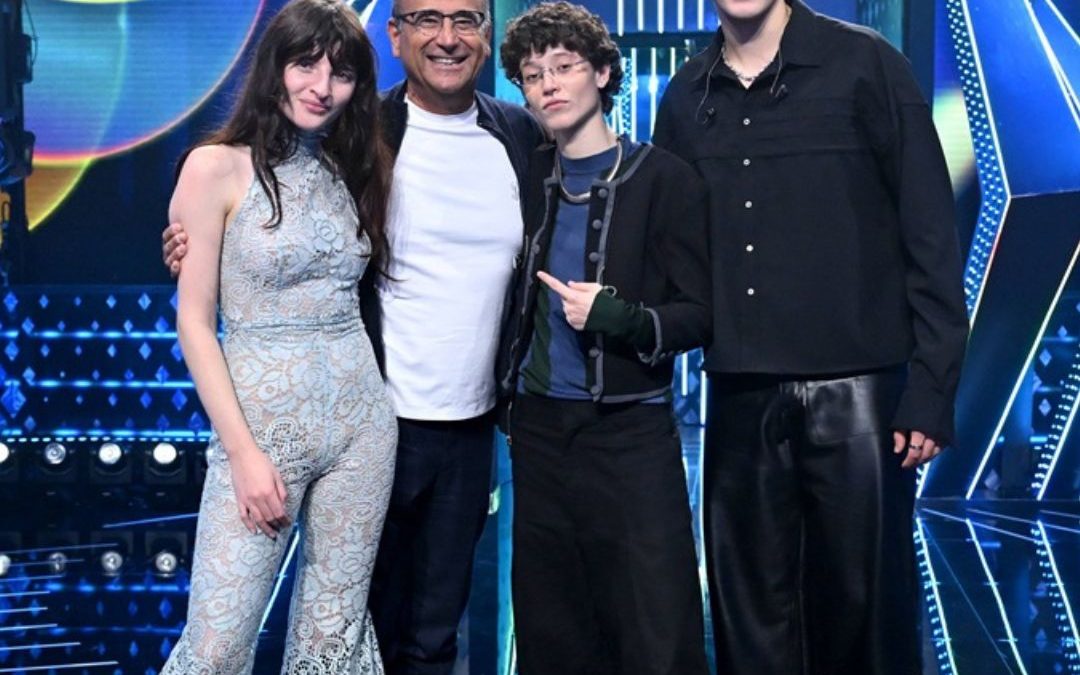 Sanremo Giovani 2025: emozioni, sorprese e qualche battuta con i vincitori della seconda puntata