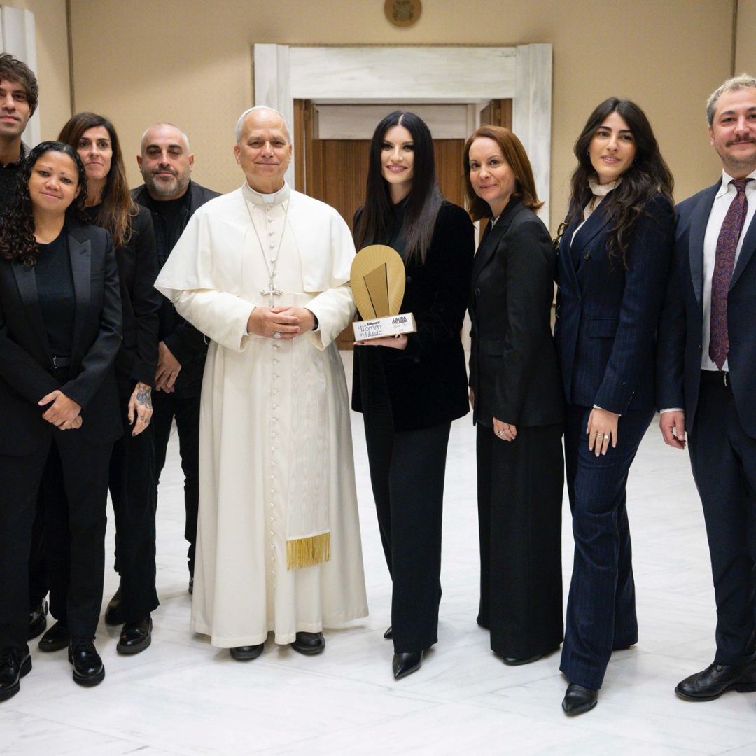 Cosa significa il Global Icon Award consegnato a Laura Pausini?