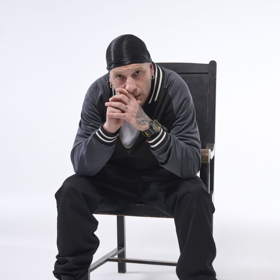 Cosa aspettarsi dal Live Tour 2025 di Clementino?