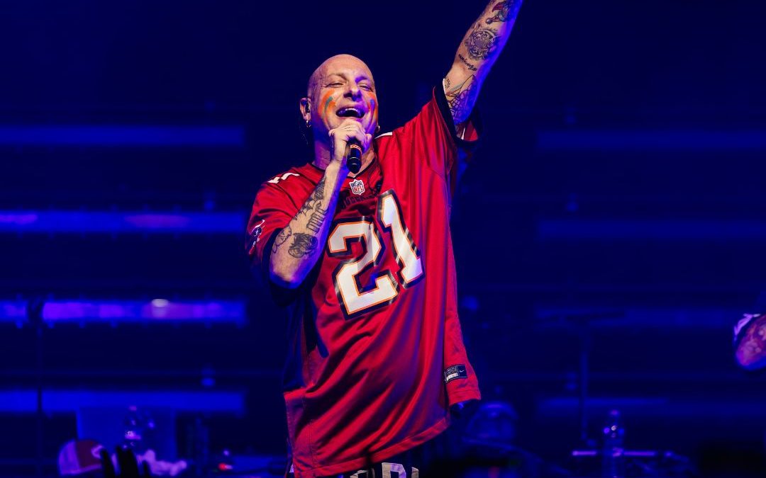 Clementino è il vero ‘Rapper Showman’ italiano?