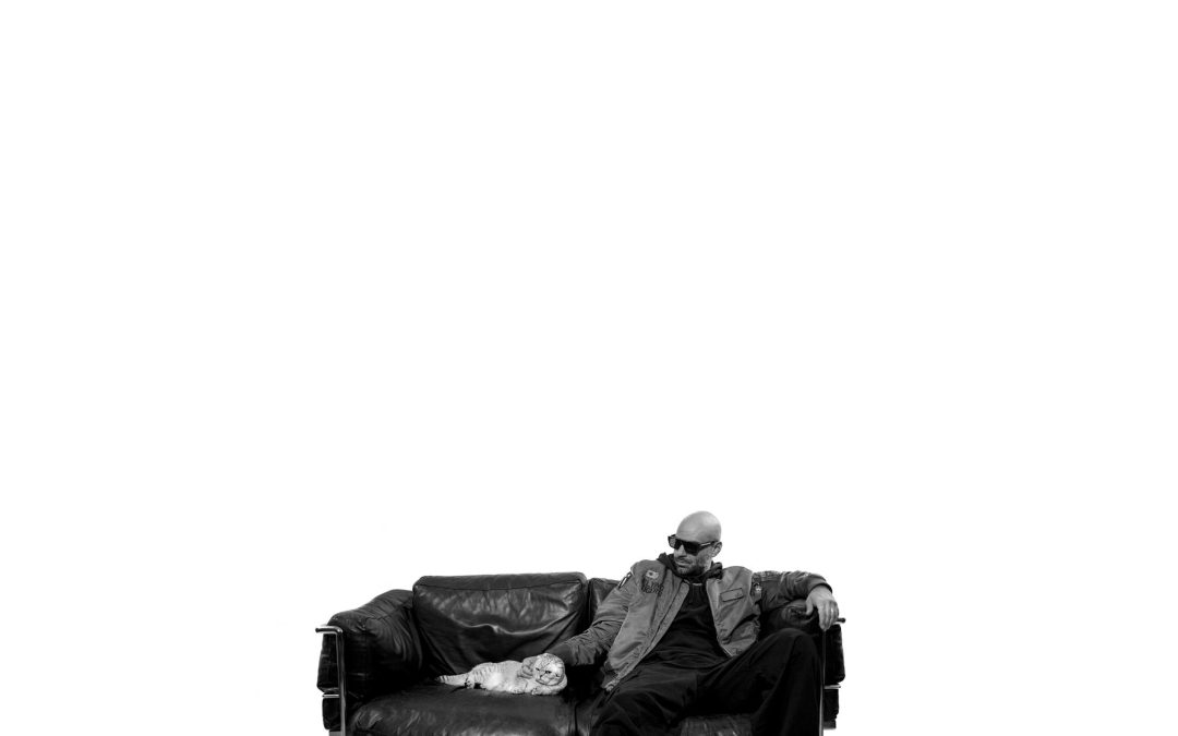 En?gma tra vecchia scuola e nuova visione: il mondo di Tèmpora