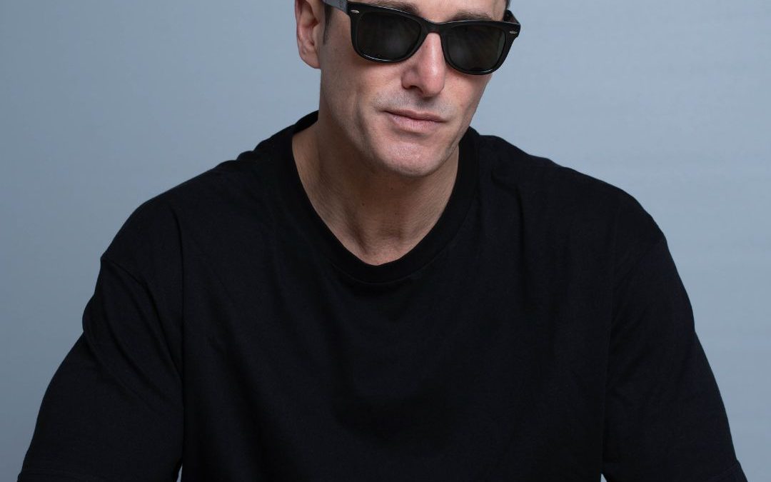 “È tutto fragile”, il nuovo capitolo musicale di Luca Dirisio