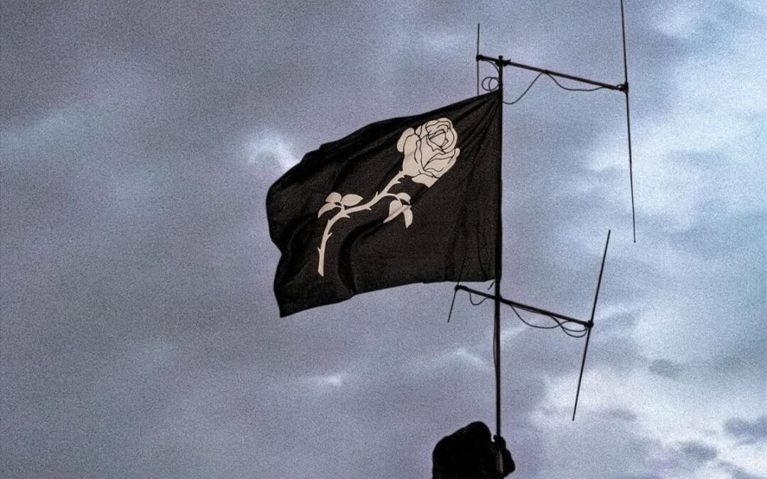 L’occupazione radiofonica di Liberato: il 09/05 è fuori “Radio Liberato”
