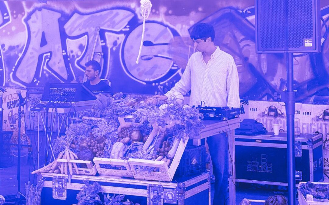 Golden Years tra “Frutta e Verdura” al Mercato Rionale del Pigneto a Roma